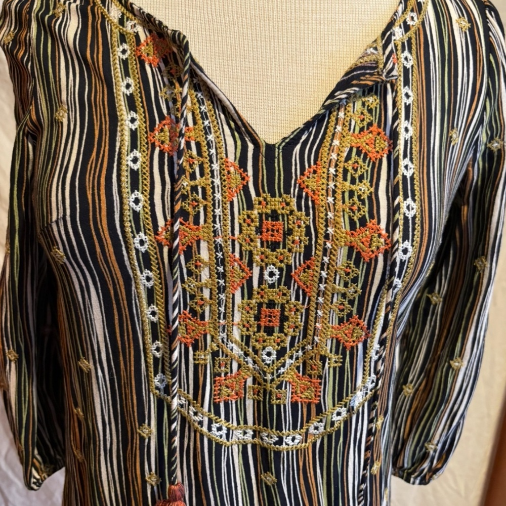 THML embroidered tunic top, XS - Picture 2 of 13